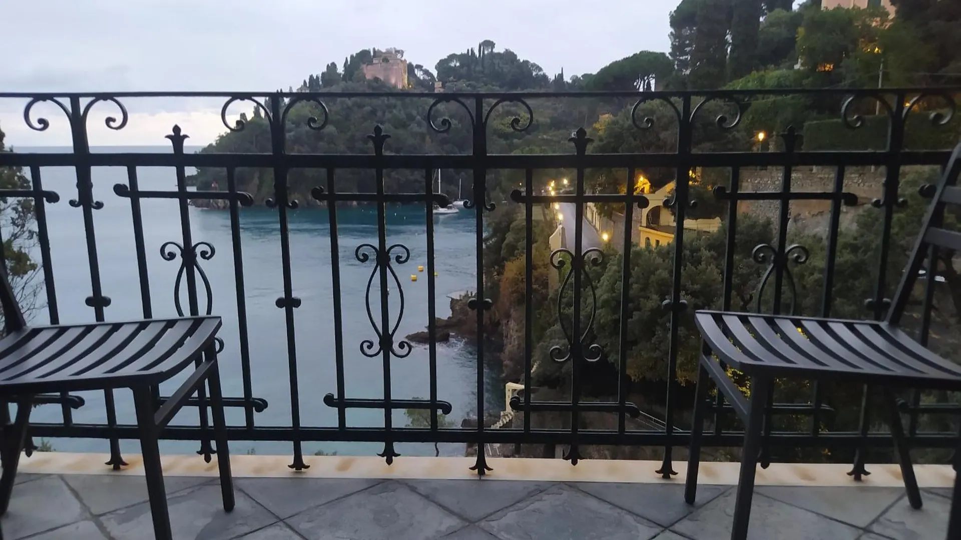 Portofino Deluxe Family Suite - Balcony, Sea View, Private Hotel Beach